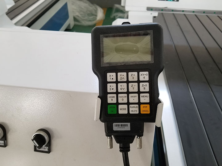 全自動(dòng) 4x8 Stone數(shù)控墓碑機(jī)