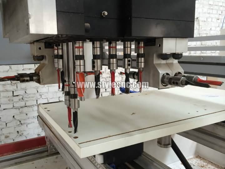 單臂PTP數(shù)控加工中心