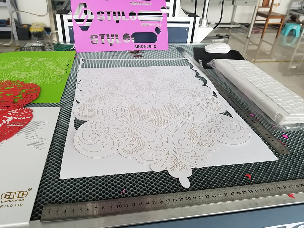 CO2 激光切割3D紙工藝品