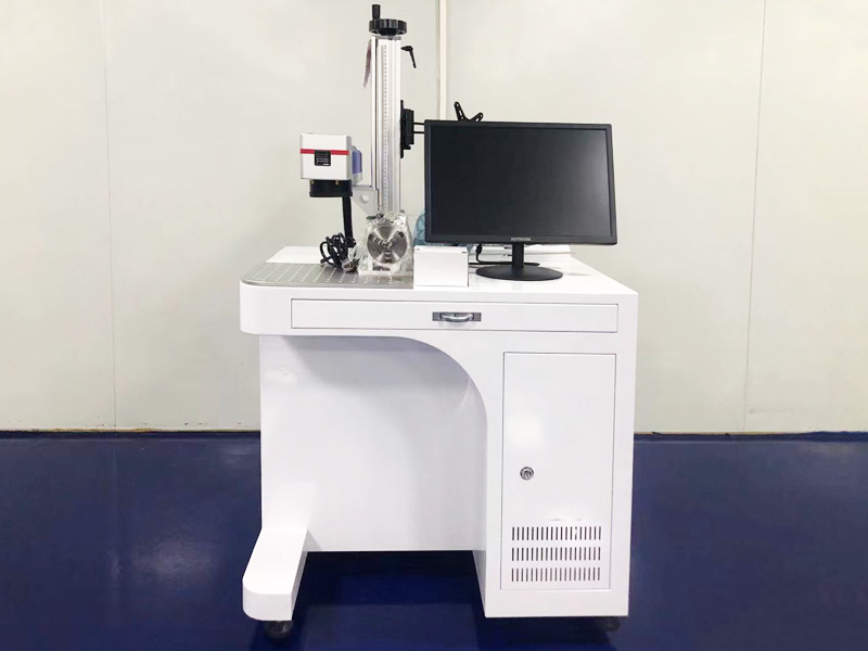適用于金屬和聚合物塑料的臺(tái)式光纖激光雕刻機(jī)
