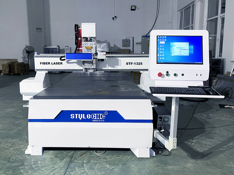 全尺寸 4x8 用于制作 LED 鏡子的光纖激光雕刻機