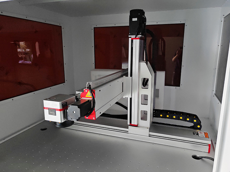 大型三軸龍門光纖激光打標(biāo)機出售