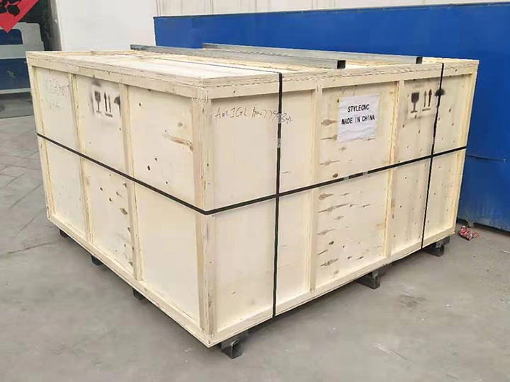 CO2 激光切割機(jī)包