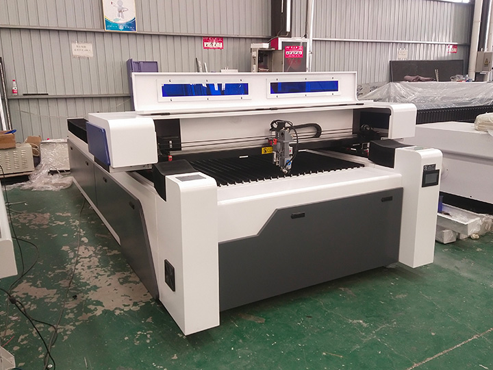 混合數(shù)控激光切割雕刻機(jī)（木材和金屬）