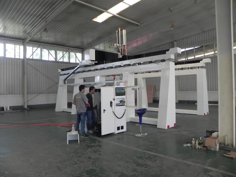 大型龍門五軸數(shù)控機(jī)床3D模具制作
