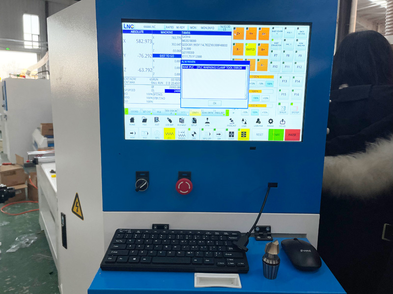 LNC數(shù)控櫥柜自動(dòng)化控制器