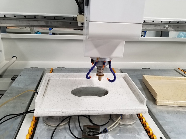 數(shù)控機(jī)床為石材加工帶來新機(jī)遇