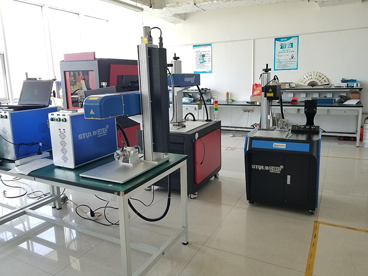 3D光纖激光雕刻機