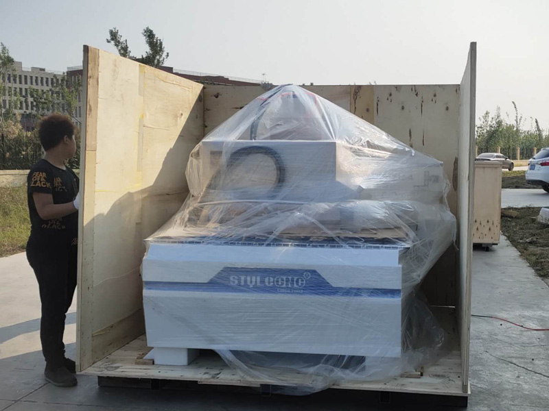 多主軸數(shù)控木工機(jī)床（4頭）