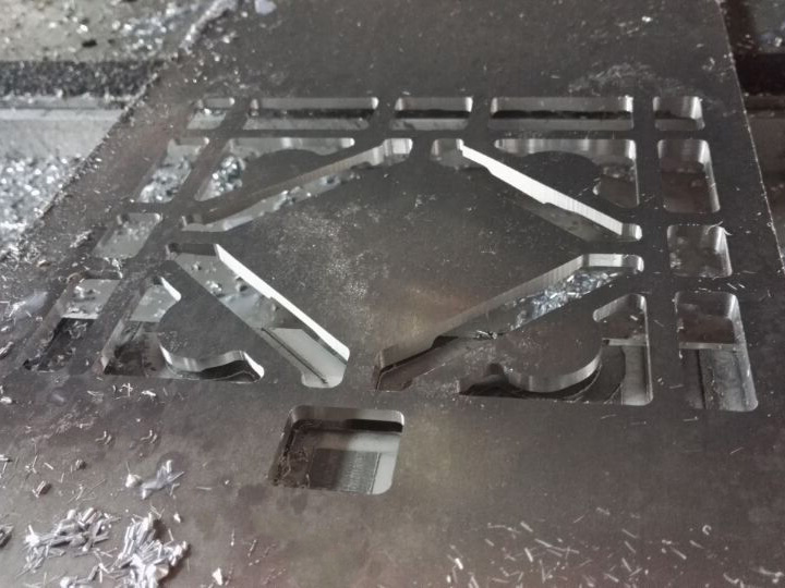 工業(yè)級(jí) 6x12鋁材項(xiàng)目數(shù)控銑床