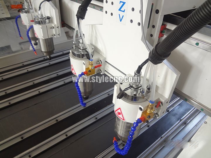 工業(yè)級(jí)3D數(shù)控雕刻機(jī)帶4x8工作臺(tái)出售