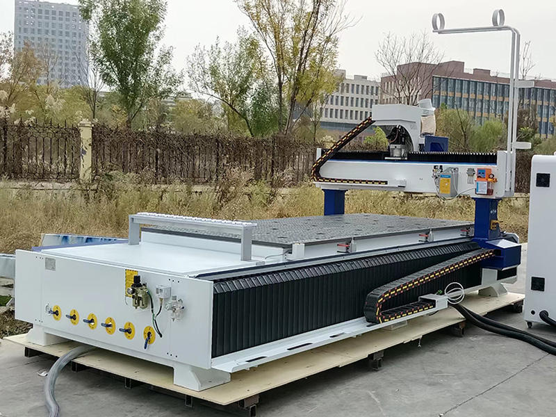 4x8自動換刀數(shù)控木工雕刻機帶換刀裝置出售 4x8自動換刀數(shù)控木工雕刻機帶換刀裝置出售