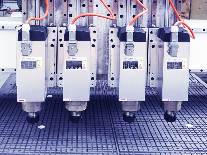 木門數(shù)控雙工作臺雕刻機(jī)