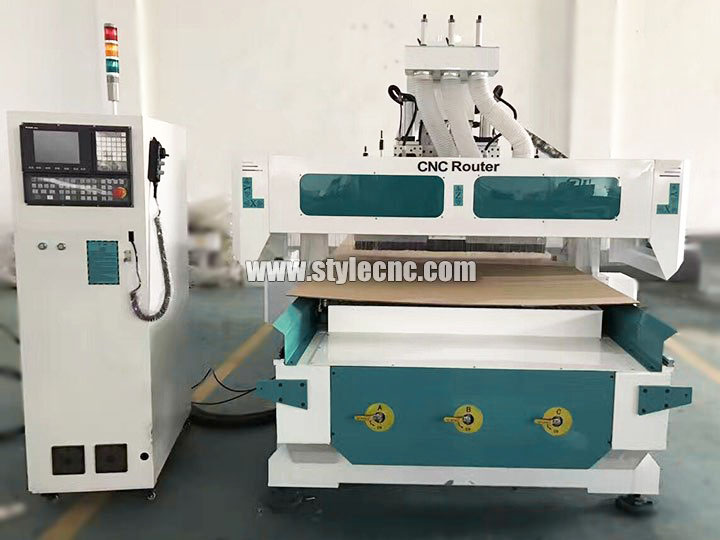 雙主軸數(shù)控櫥柜開料機(jī)（帶鉆座）