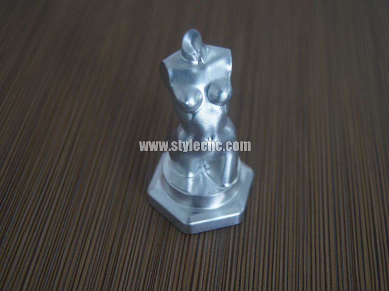 小型五軸數(shù)控人體模具制造機(jī)