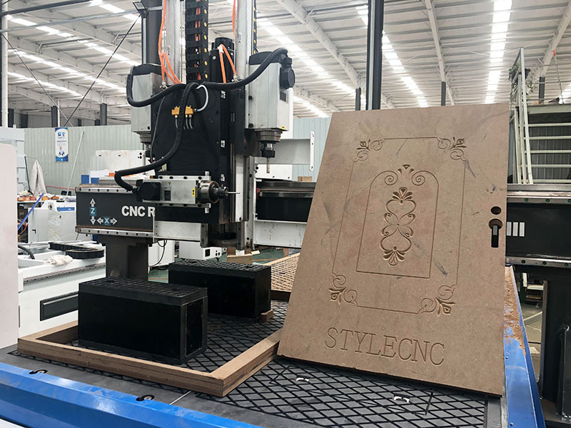 工業(yè)級 4x8數(shù)控木門制作項(xiàng)目雕刻機(jī)