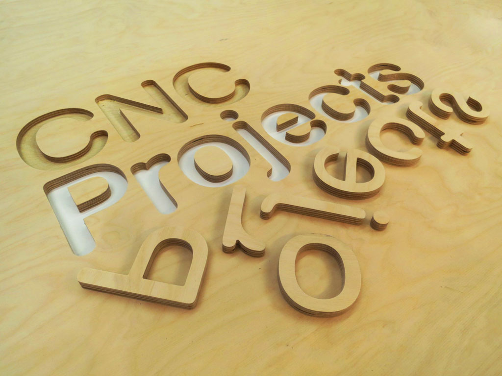 數(shù)控雕刻機用于木質標牌制作項目