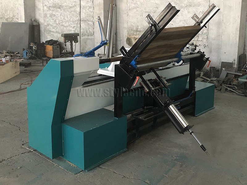 自進給數(shù)控木工車床