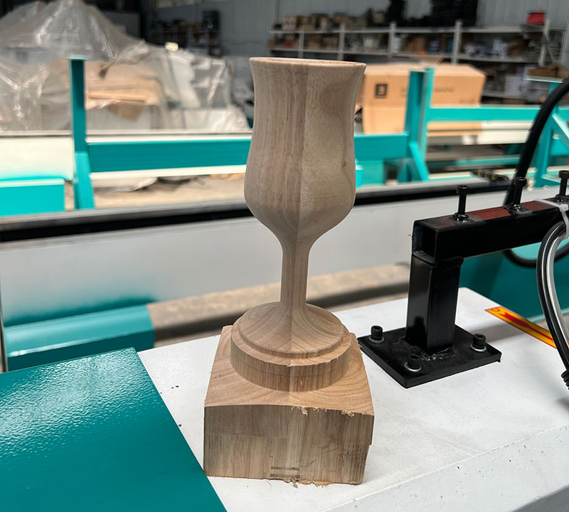 自動(dòng)換刀數(shù)控木杯木工車床