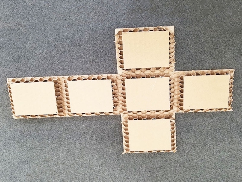 工業(yè)數(shù)控紙箱切割機 工業(yè)數(shù)控紙箱切割機