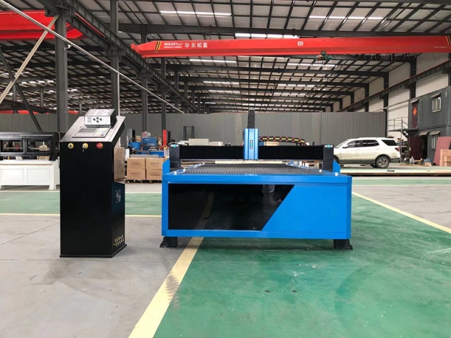 4x8數控等離子切割工作臺，加拿大買家
