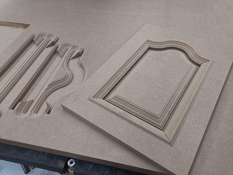 4x8 木工數(shù)控機(jī)用于櫥柜制作項(xiàng)目 4x8 木工數(shù)控機(jī)用于櫥柜制作項(xiàng)目