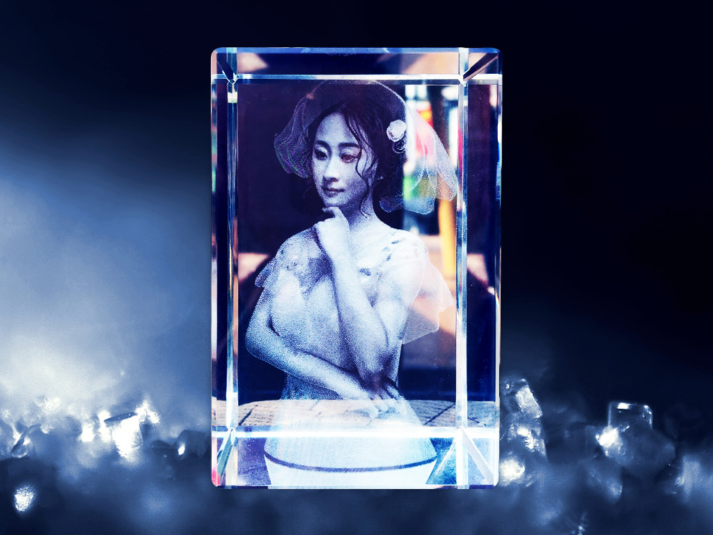 個性化定制3D水晶激光雕刻照片立方體肖像禮品