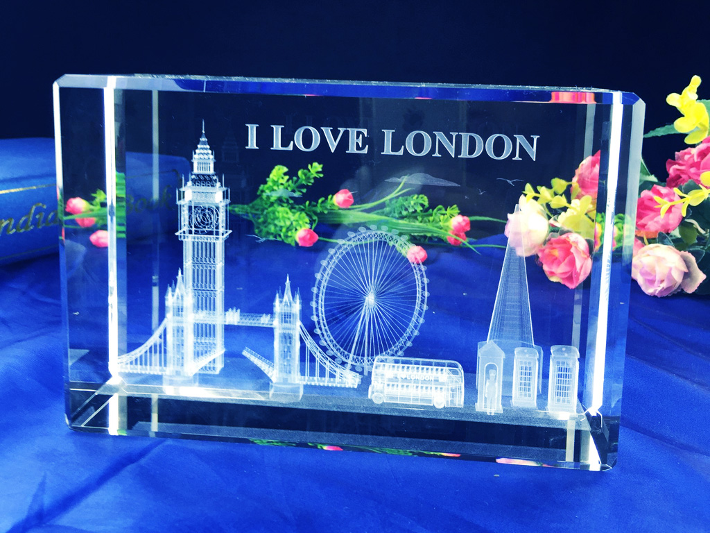 激光雕刻個性化3D水晶藝術(shù)