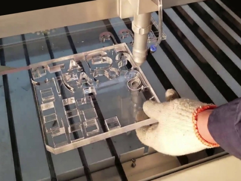 STJ1390 CO2 激光切割機(jī) 20mm 亞克力板 STJ1390 CO2 激光切割機(jī) 20mm 亞克力板