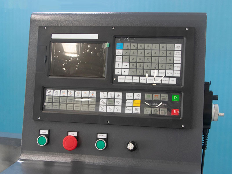 全尺寸七合一數(shù)控木工車銑中心出售