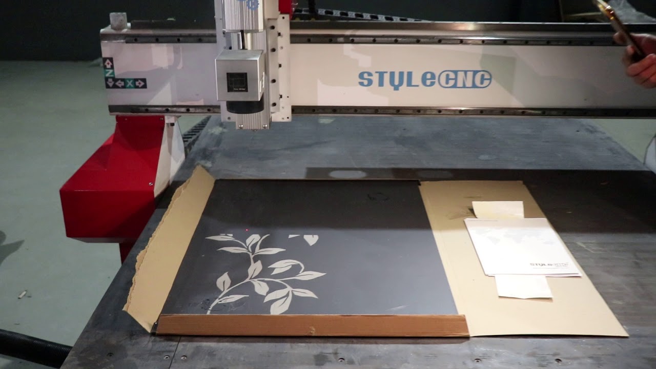 20W 用于浴室鏡雕刻的激光蝕刻機(jī) 20W 用于浴室鏡雕刻的激光蝕刻機(jī)