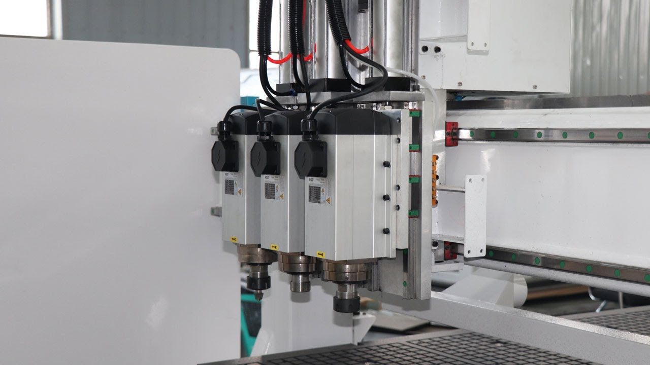 廚柜門數(shù)控雕刻機(jī)出售