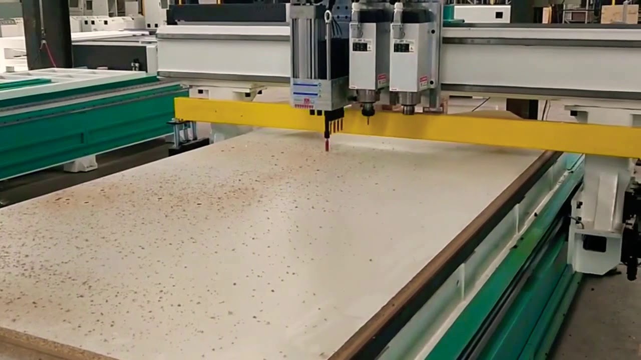 4x8 用于櫥柜制作的嵌套數(shù)控銑床