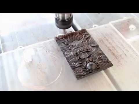 迷你數(shù)控雕刻機(jī)6090制作實(shí)木工藝品