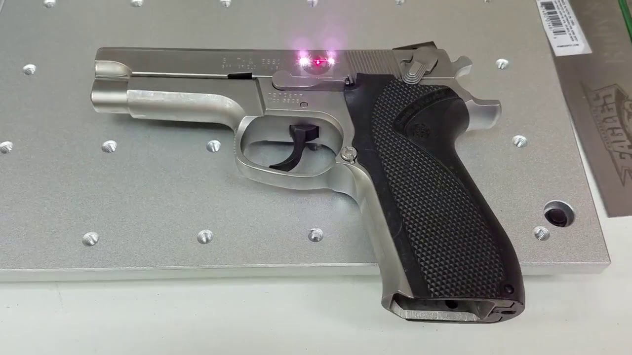 用于槍支和火器的光纖激光雕刻機