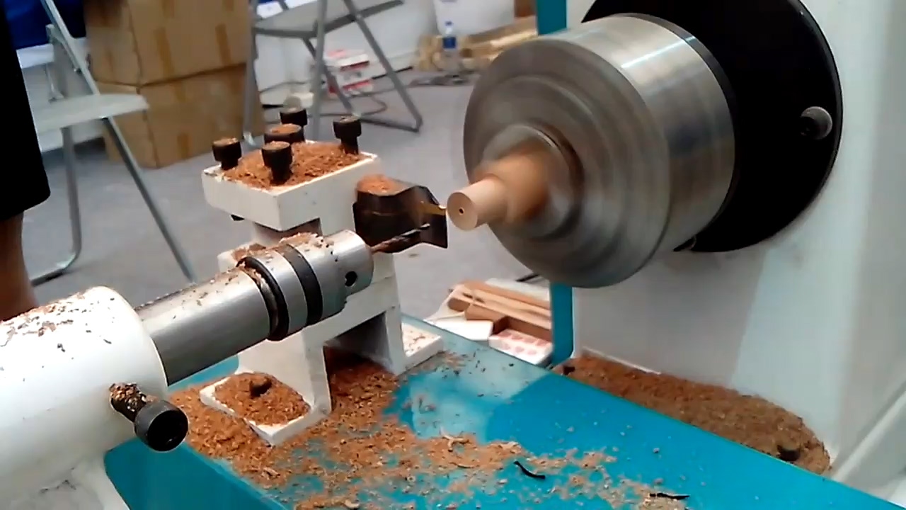 迷你臺式木工車床，適用于小型木制工藝品和藝術(shù)品