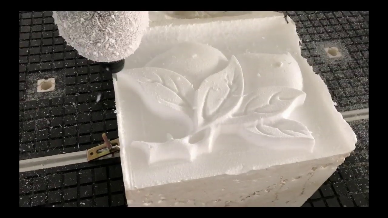 4x8數(shù)控泡沫雕刻機(jī)3D浮雕 4x8數(shù)控泡沫雕刻機(jī)3D浮雕