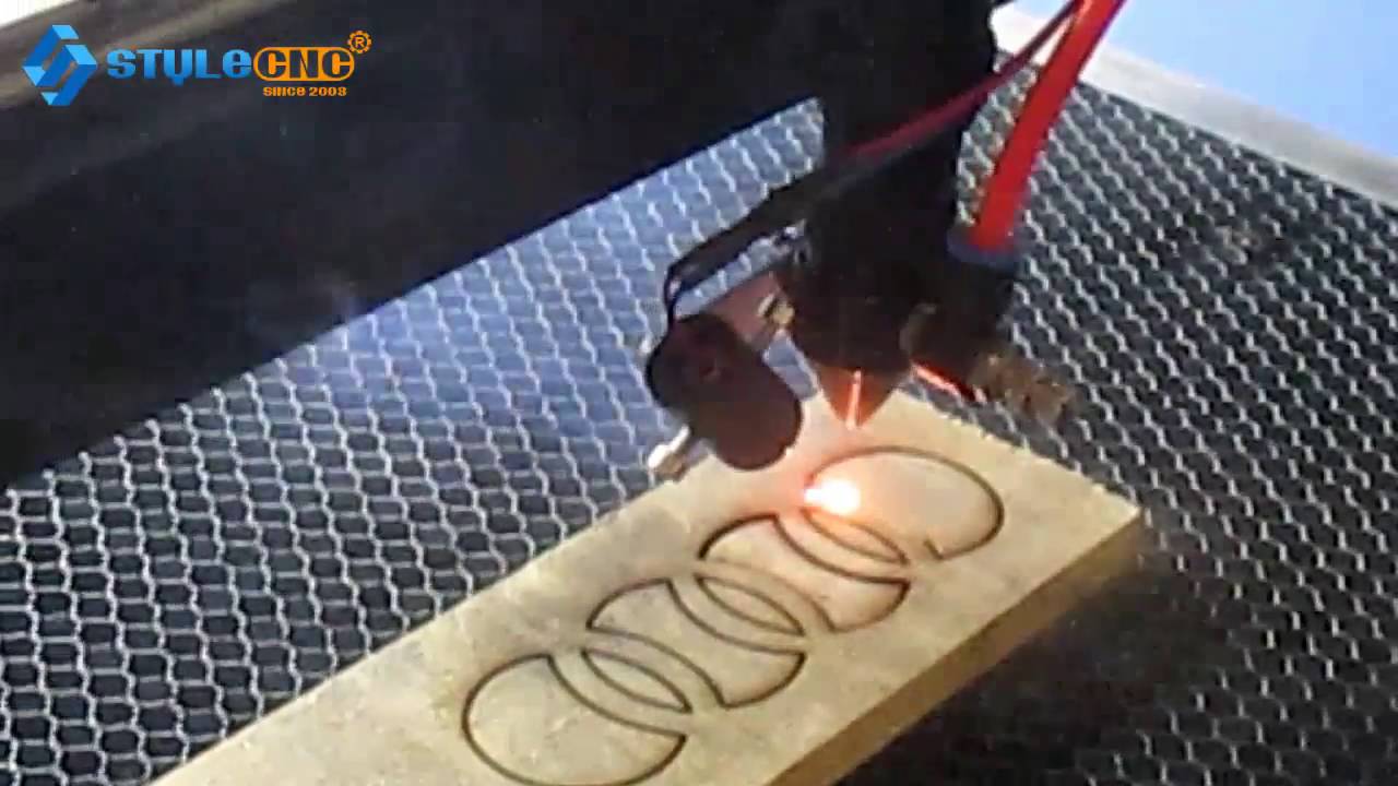 12mm 木材激光切割機(jī) STJ1390 12mm 木材激光切割機(jī) STJ1390